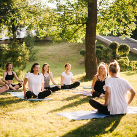 Outdoor Yoga mit Urban Sports Club