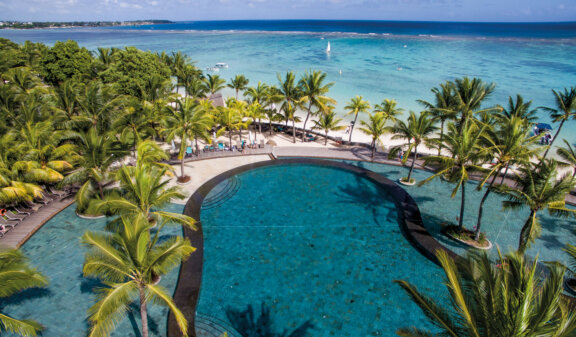 trou aux biches beachcomber (1)