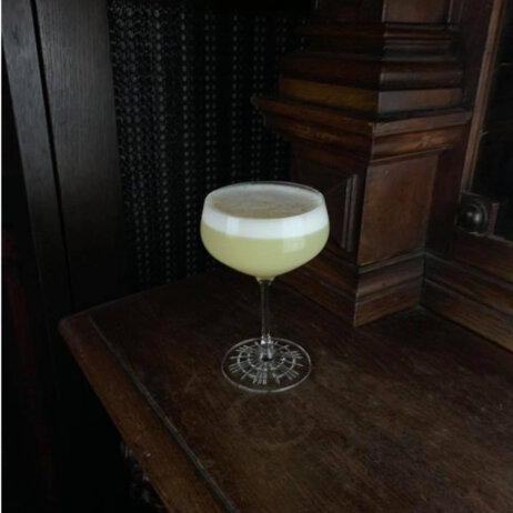 Drink Taking the Girls to Town Stagger Lee Bar Berlin Schoeneberg