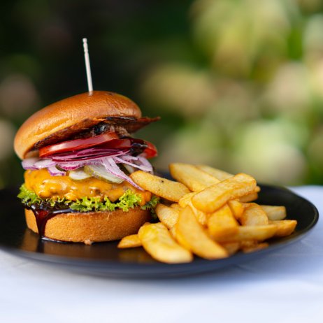 BBQ_Burger_©SelinaSchrader-2