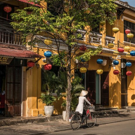 Hoi An Historical Town Street I FS the Nam Hai (1)