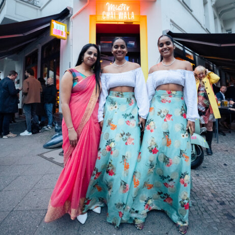 Mr. Chai Wala I Team I Foto - Suzi Mue