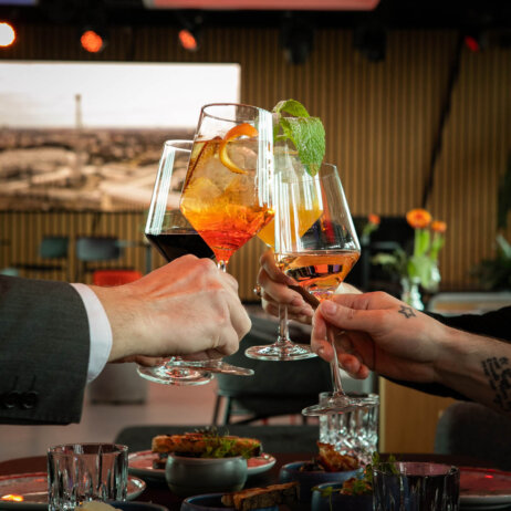 Studio_14-rbb-Dachlounge-Cheers