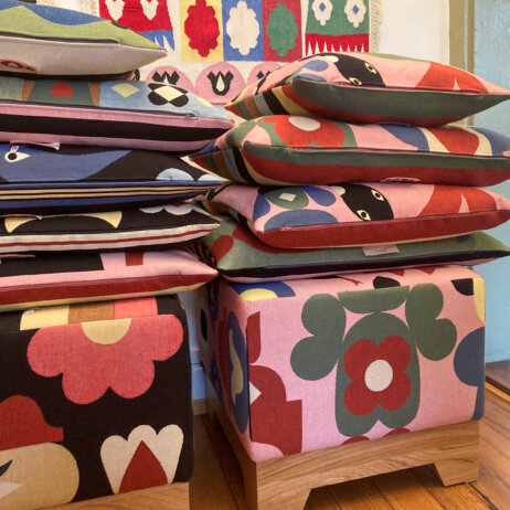 Thema Selection I Kissen und Hocker aus Polstermöbelstoff und Jaquardgewebe I Sonnhild Kestler Textile