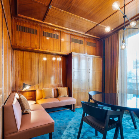 Bettenrid Theatinerstraße München-01