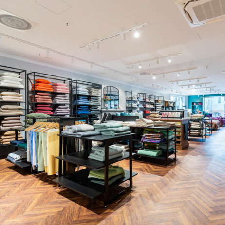 Bettenrid Theatinerstraße München-04