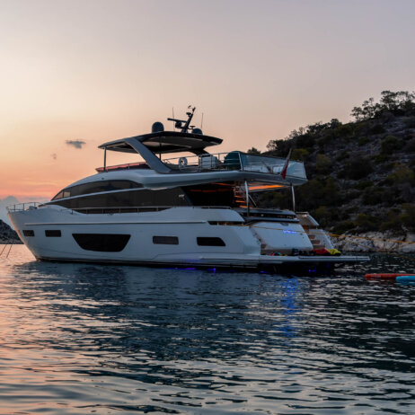 Yachtcharter mit Crew I Motoryachten-5