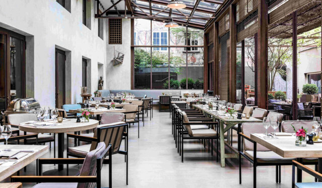 Bayerischer Hof Garden Restaurant